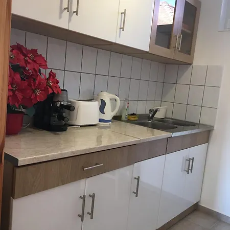 Apartment Ezo Apartmanhaz