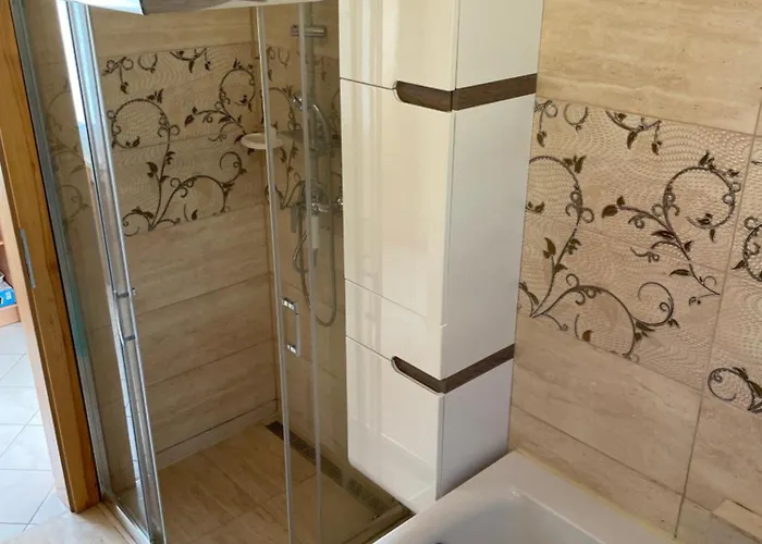 דירה Ezo Apartmanhaz Balatonberény