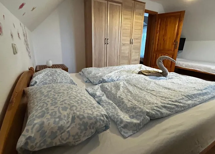 Ezo Apartmanhaz דירה Balatonberény