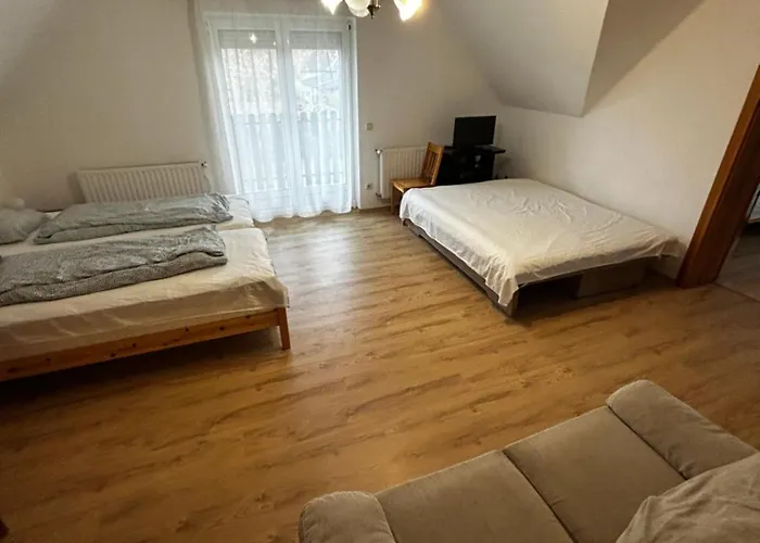 Ezo Apartmanhaz דירה Balatonberény